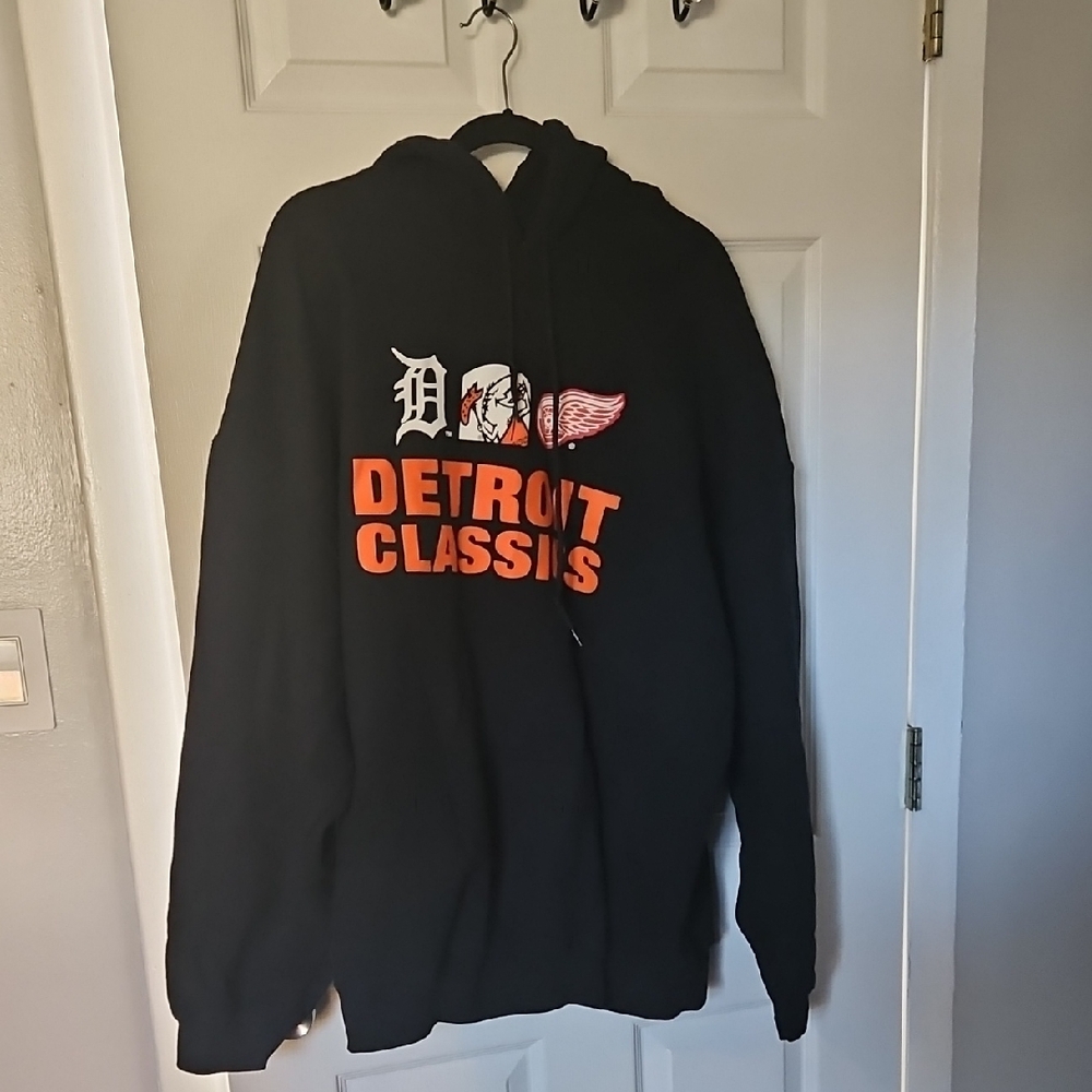 2X Detroit Wings And Little Caesars Hoodie